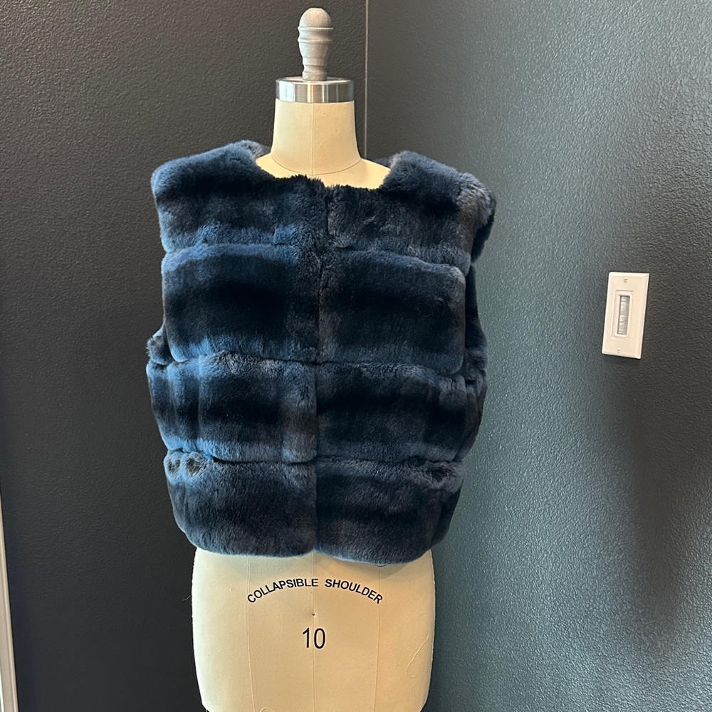 Luxurious Fur Vest in Blue with hook closures